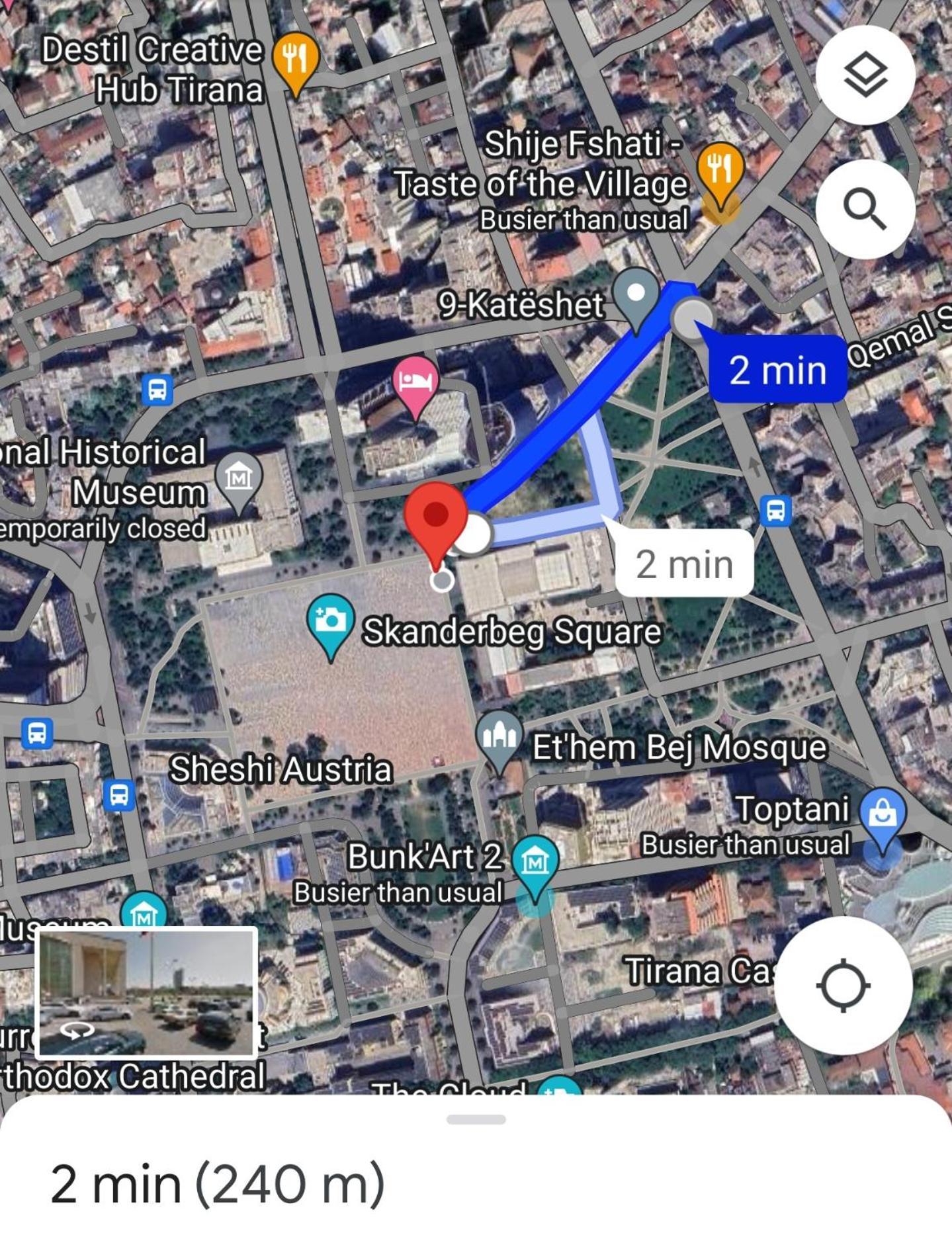 Aura Skanderbeg Square Apartment *