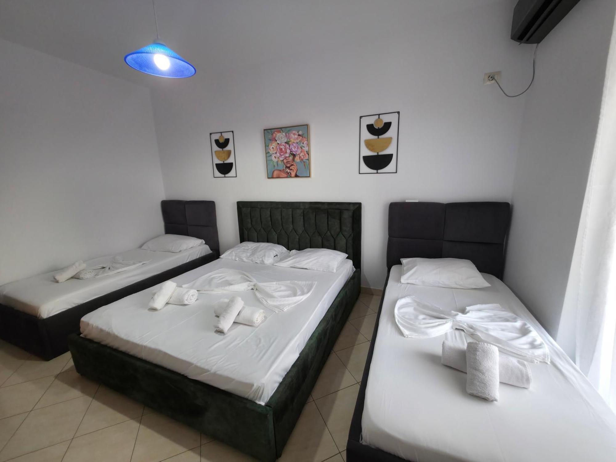 Aura Skanderbeg Square Appartement Tirana